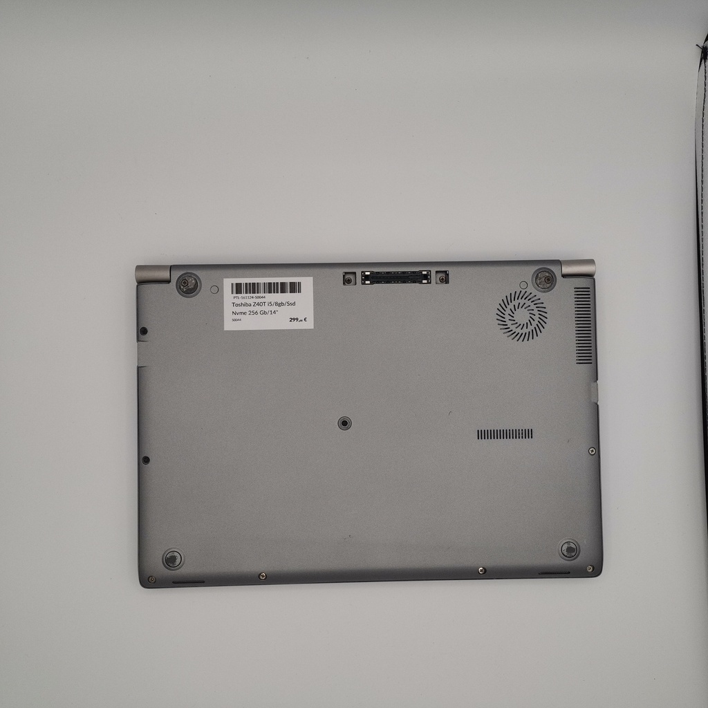 Toshiba Z40T i5/8gb/Ssd Nvme 256 Gb/14" 