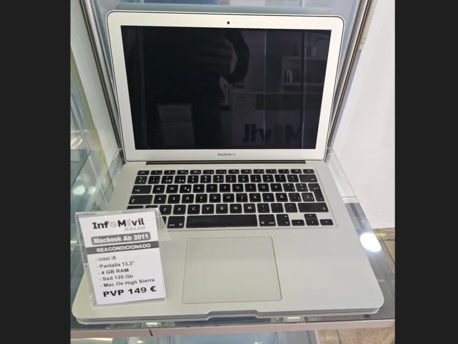 Apple Macbook Air 2011 Intel i5 4Gb/Ssd 120 Gb 13,3" A1369