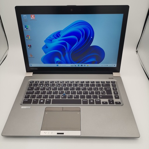 [S0044] Toshiba Z40T i5/8gb/Ssd Nvme 256 Gb/14" 